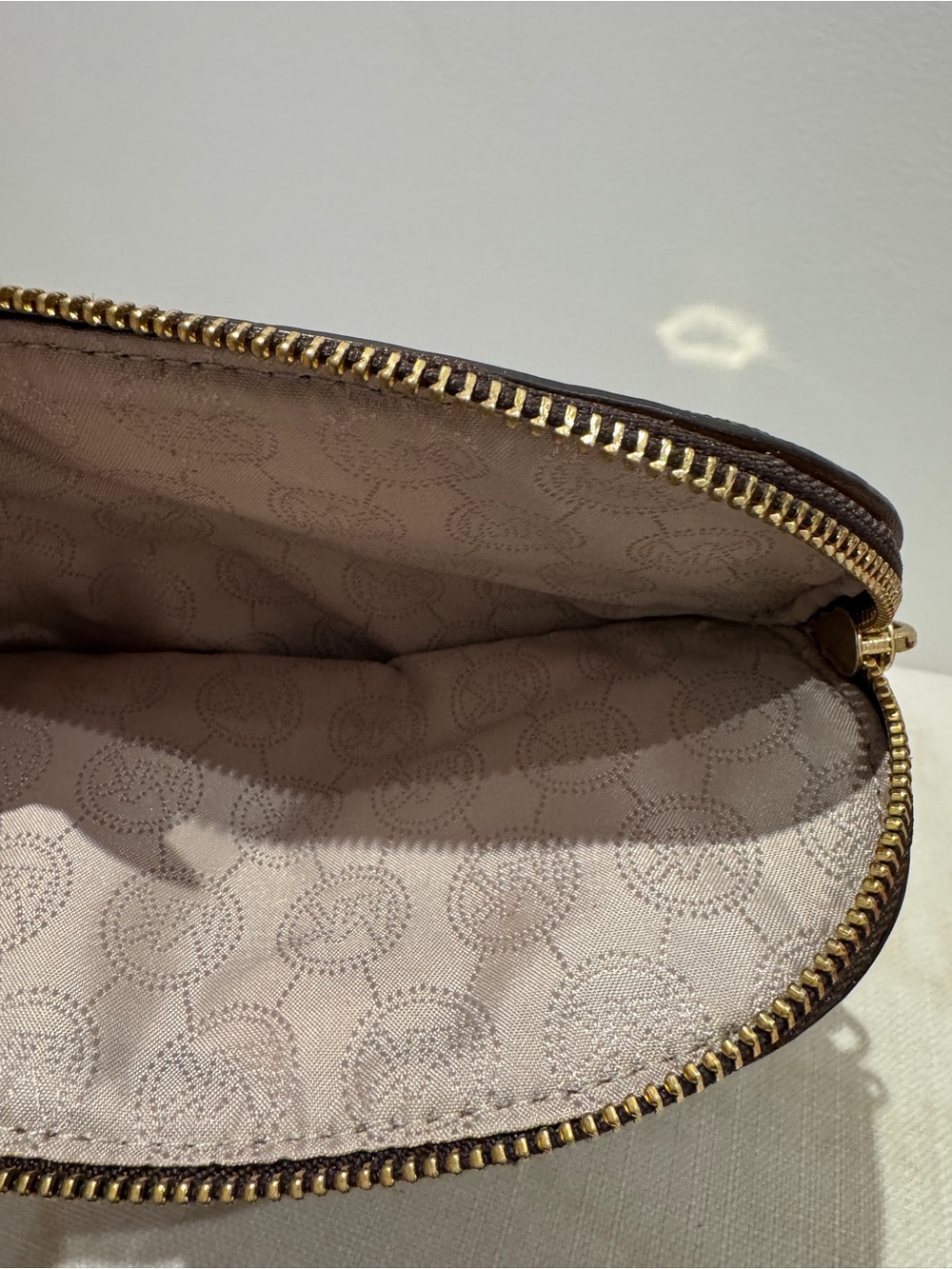 Michael Kors Brown MK Logo Crossbody with Gold Hardware NWOT - Picture 4 of 7